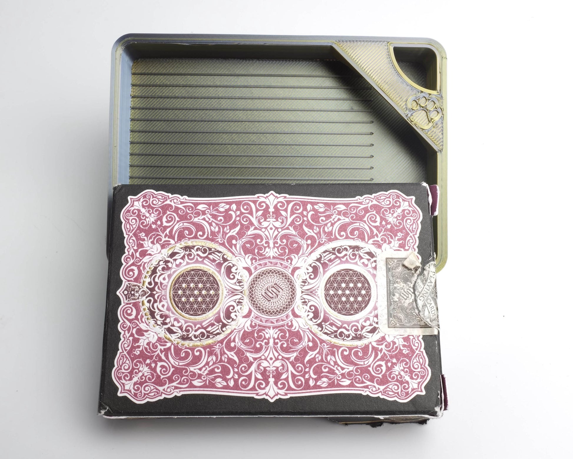 Midnight Vigilante - Standard - Cat Proof Diamond Painting Tray with Lid
